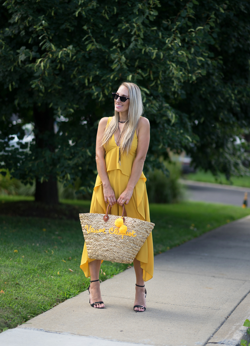 veuve clicquot beach bag